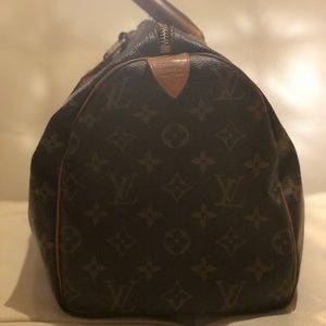 Louis Vuitton Speedy